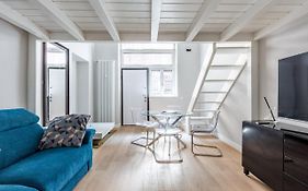 Modern Apt 300Mt From Milano Central Station!